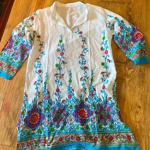 Tunic dress with sequence